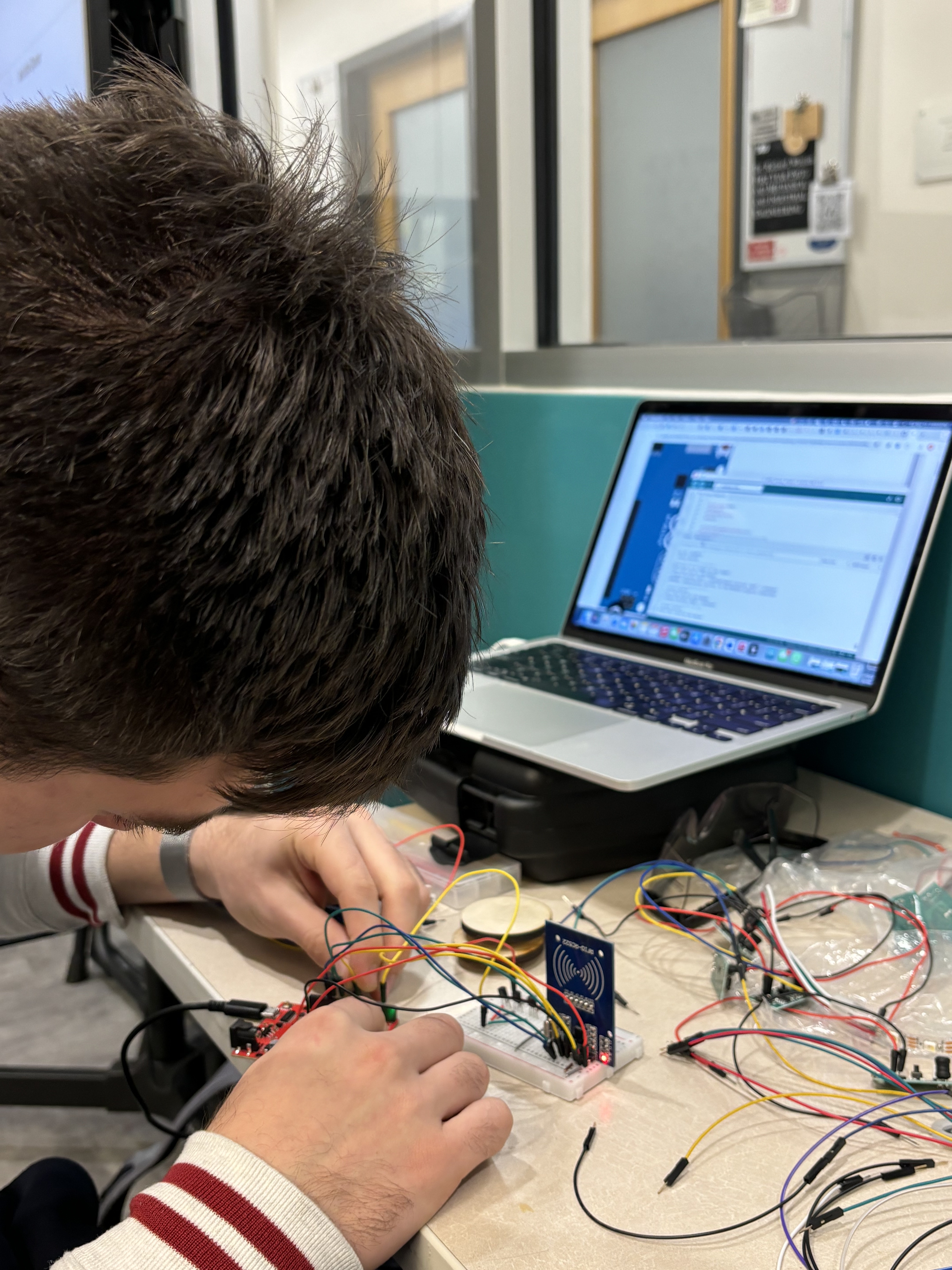 Wiring Electronics with Arduino and RFID Reader